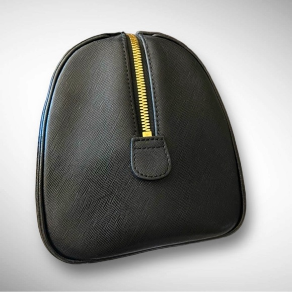 MCM 🪢 VTG, Medium Black Boston Bag - Picture 10 of 11